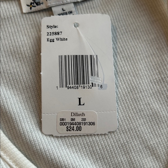 NWT Poof New York cropped short sleeve deep v neck collared shirt. Ribbed. Y2K - Picture 13 of 13